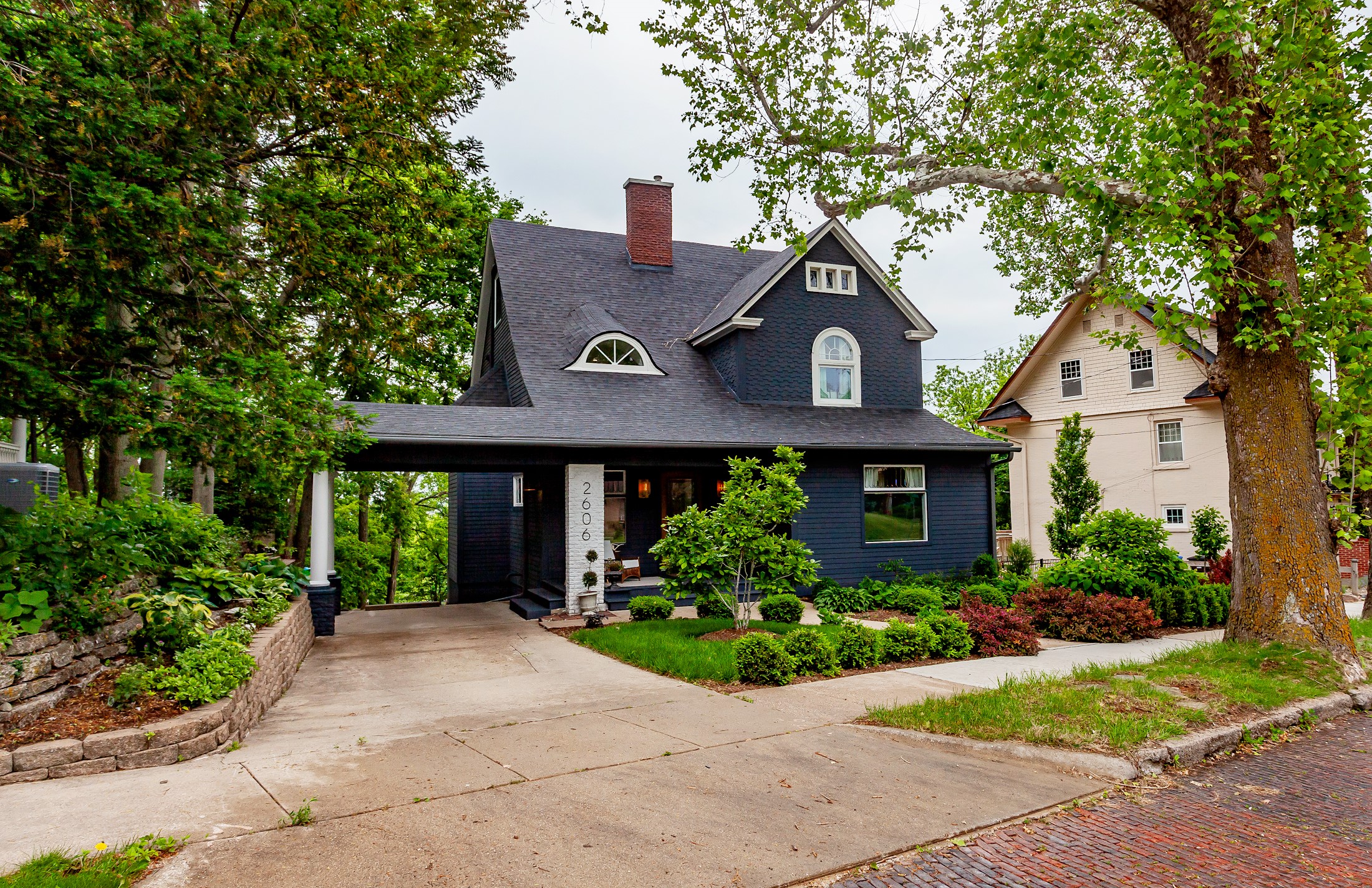 2606 Forest Drive