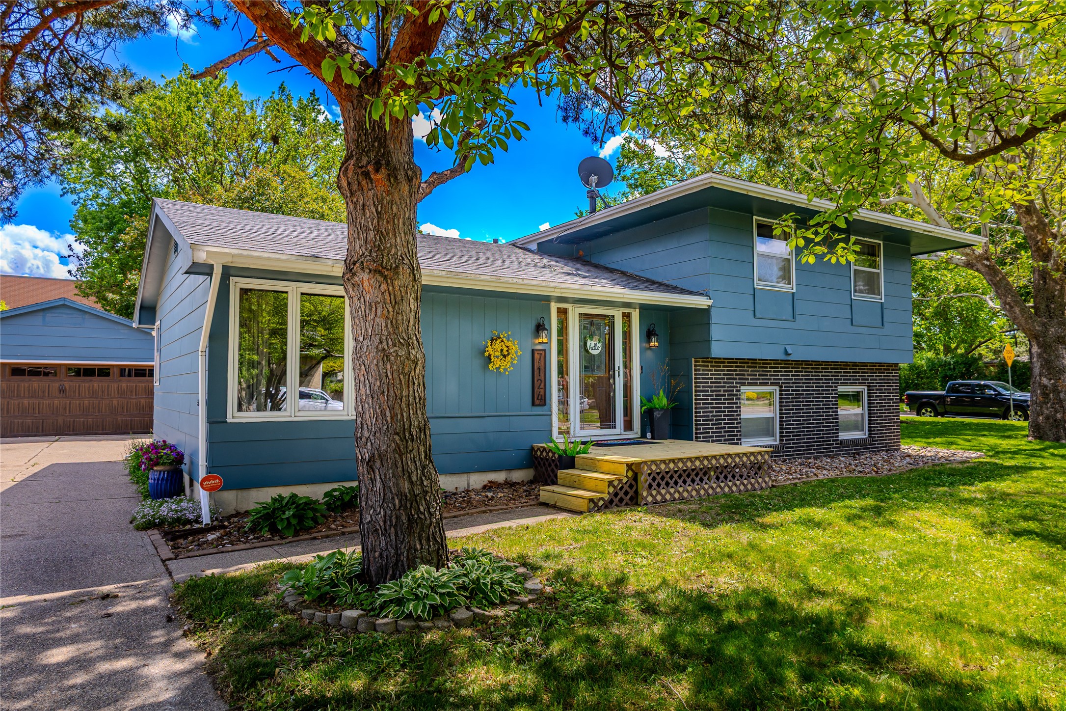 7124 Twana Drive, Urbandale, Iowa image 6