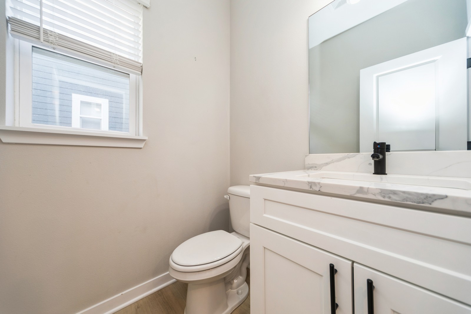 1012 Maple Street, Waukee, Iowa image 13