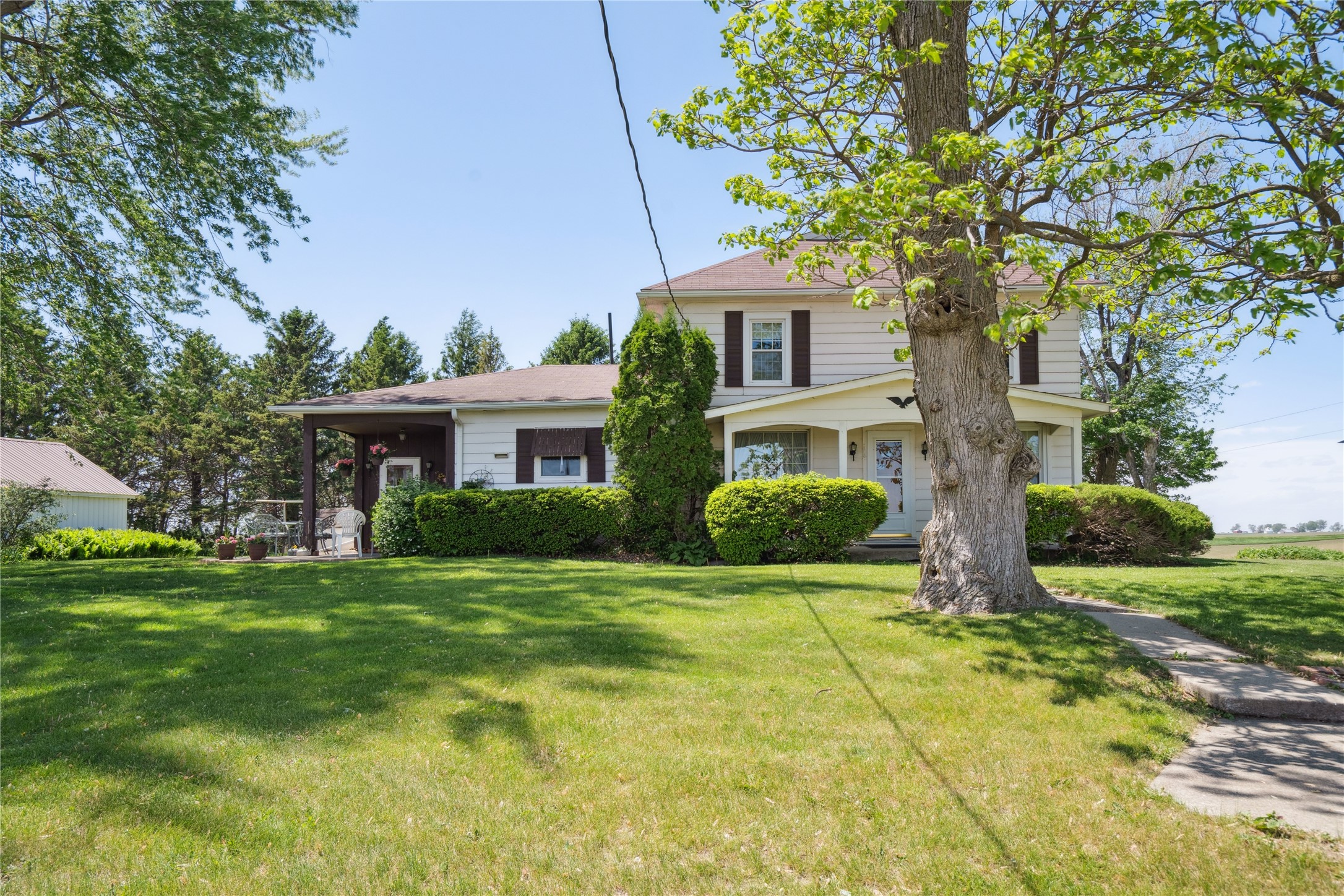 926 330th Avenue, Grinnell, Iowa image 3