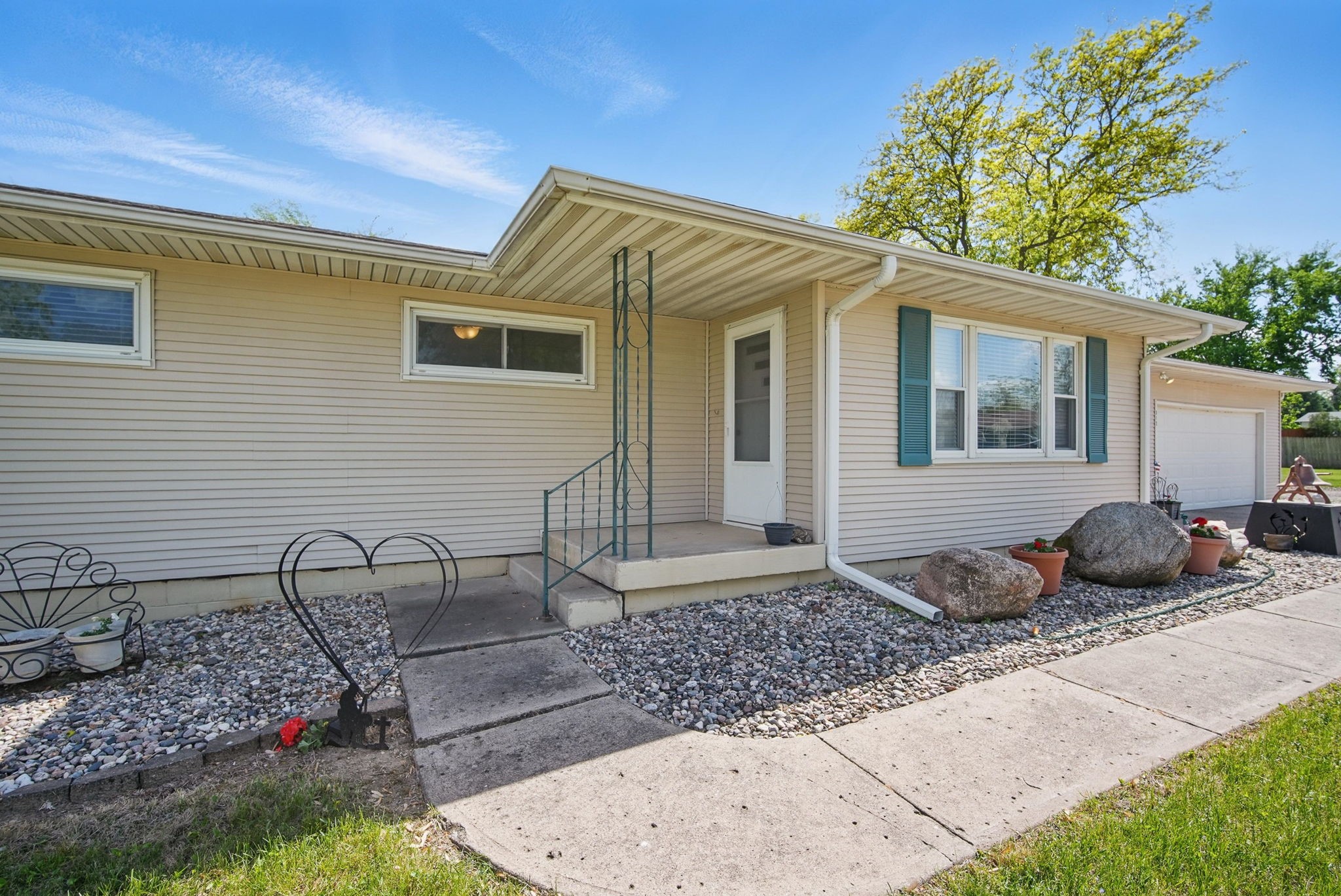 312 E Church Street, Panora, Iowa image 2