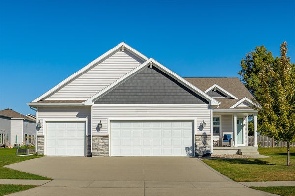 3014 NW 29TH ST, ANKENY, IA 50023 - Image eb3ee46a33faaee0717236f50ef6ea4f/4104821788