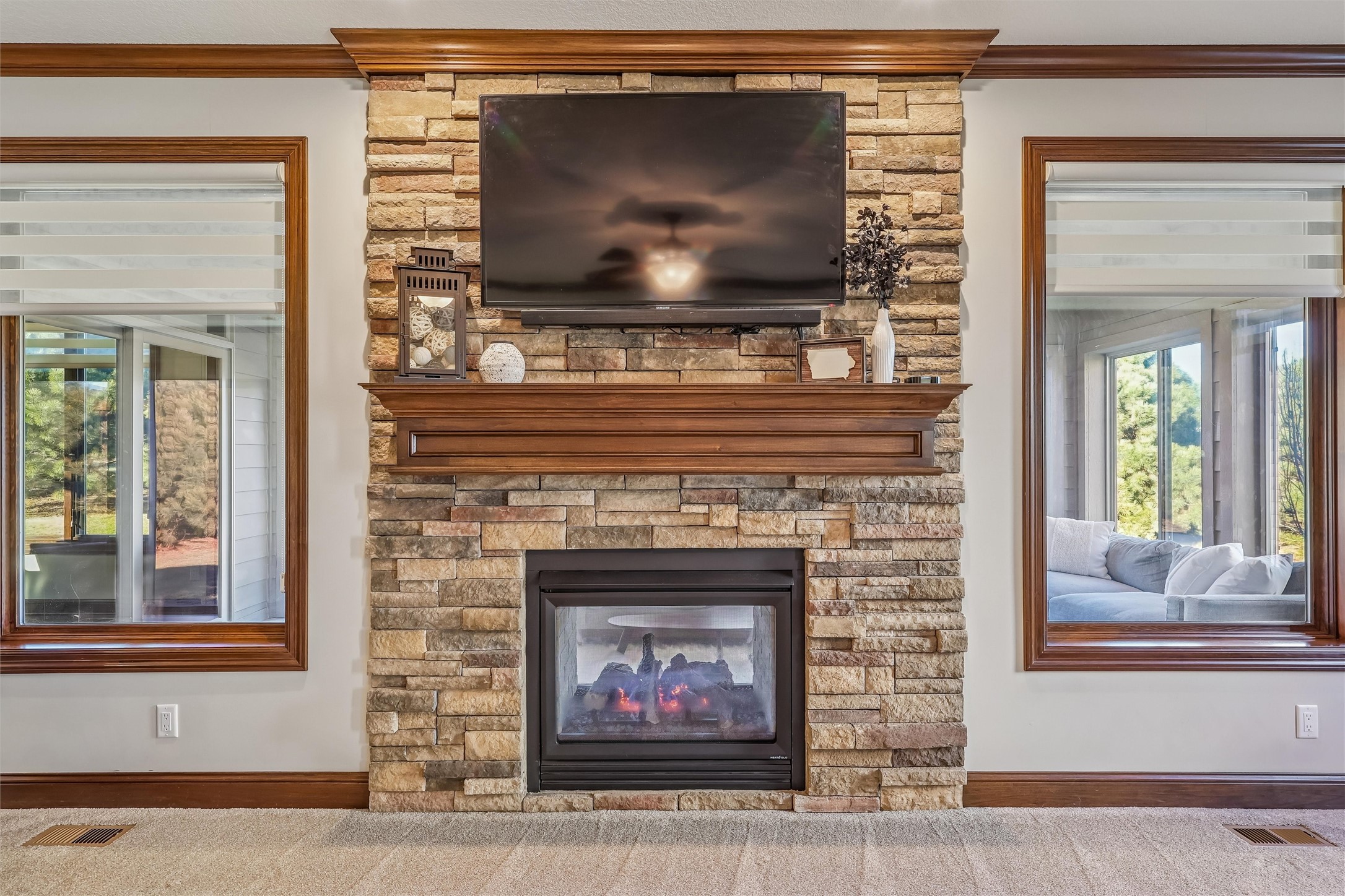 16103 Hickory Lane