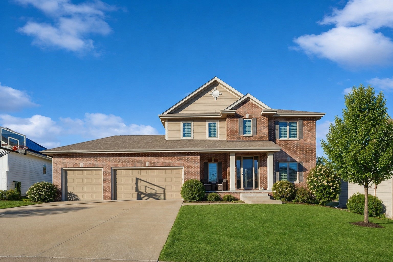 16103 Hickory Lane