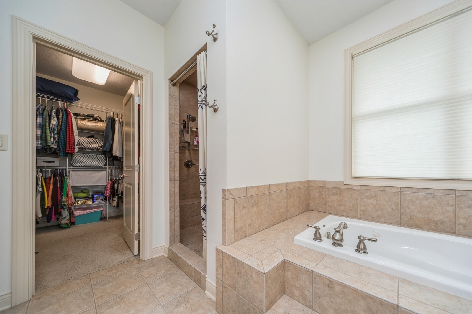 9289 Winterberry Court, West Des Moines, Iowa image 19