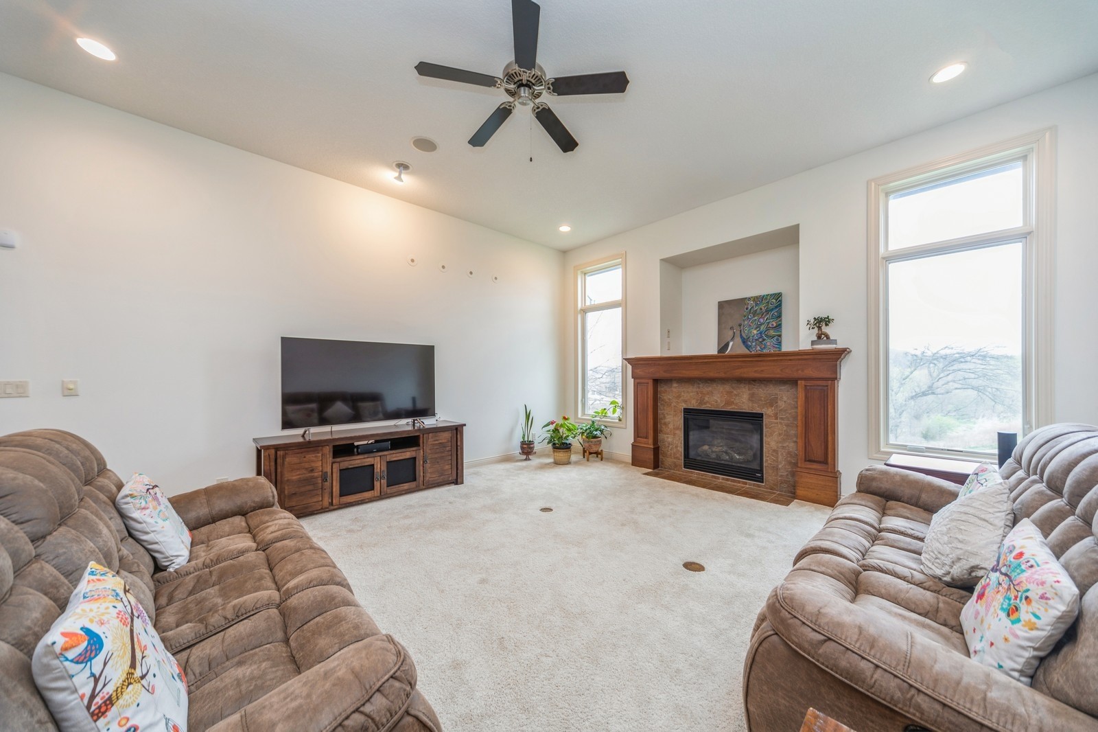 9289 Winterberry Court, West Des Moines, Iowa image 8