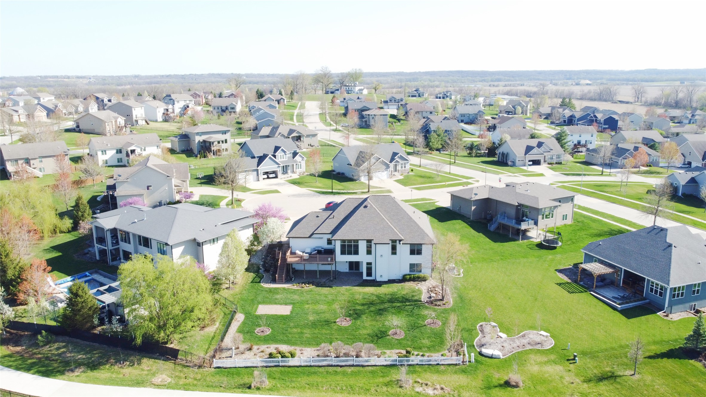 9289 Winterberry Court, West Des Moines, Iowa image 2