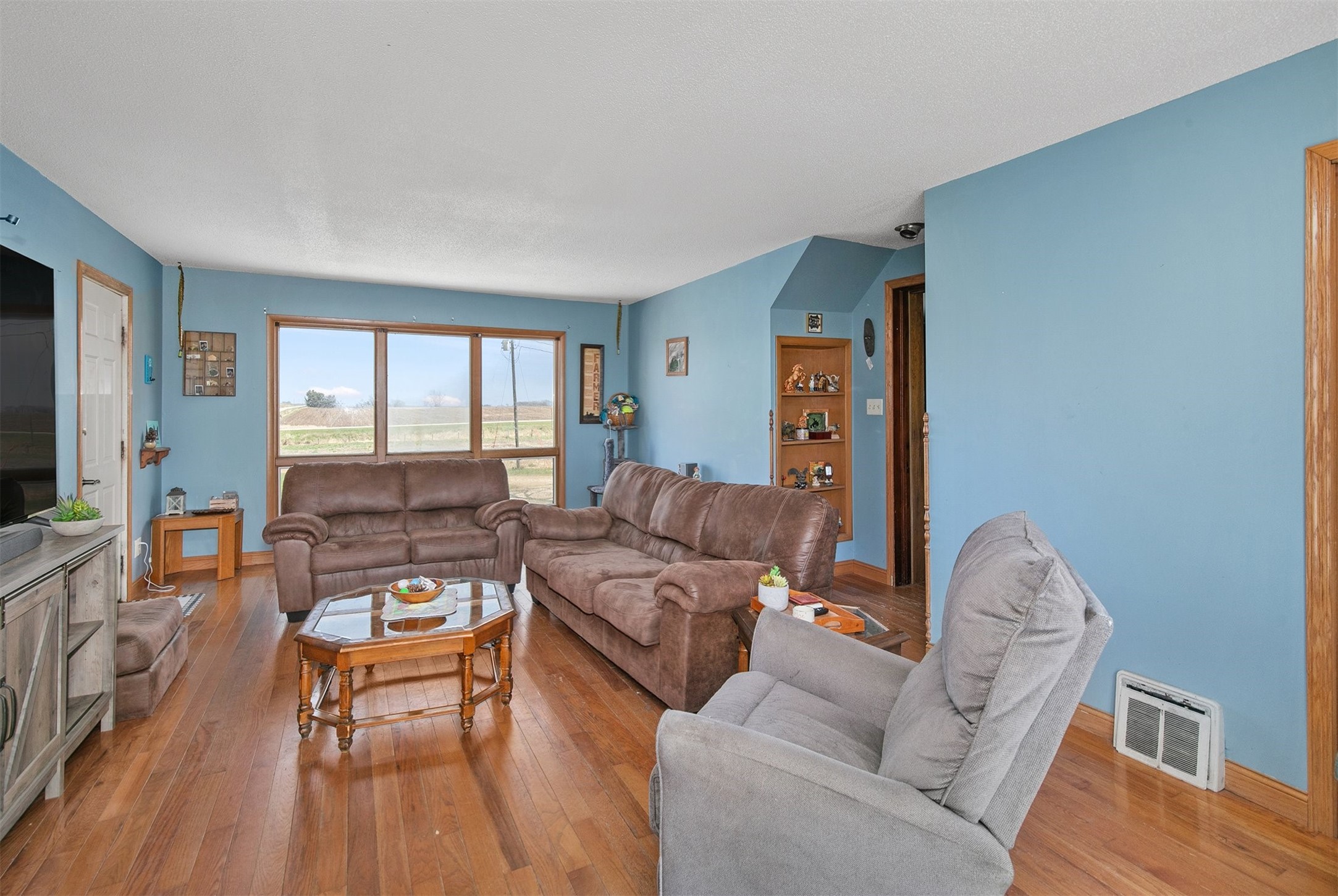 26525 County Hwy S62 Highway, Eldora, Iowa image 34