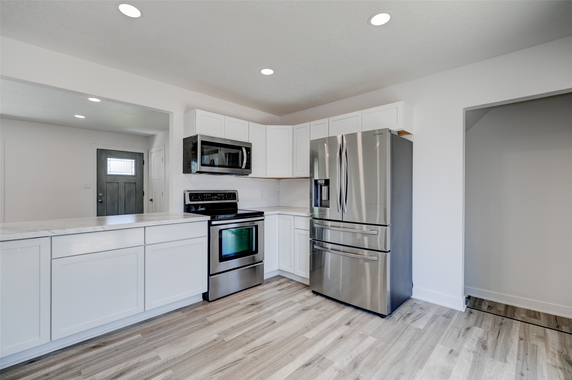 2923 E 40th Street, Des Moines, Iowa image 9