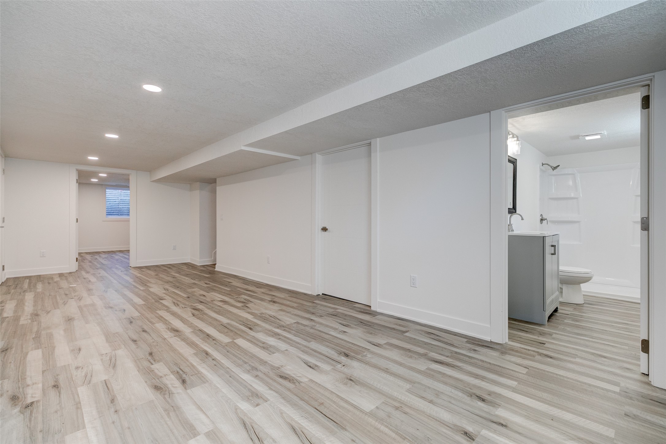 2923 E 40th Street, Des Moines, Iowa image 18