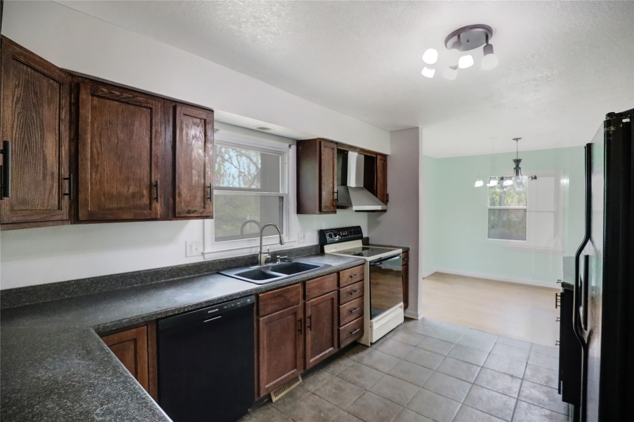 2517 Madison Avenue, Des Moines, Iowa image 10