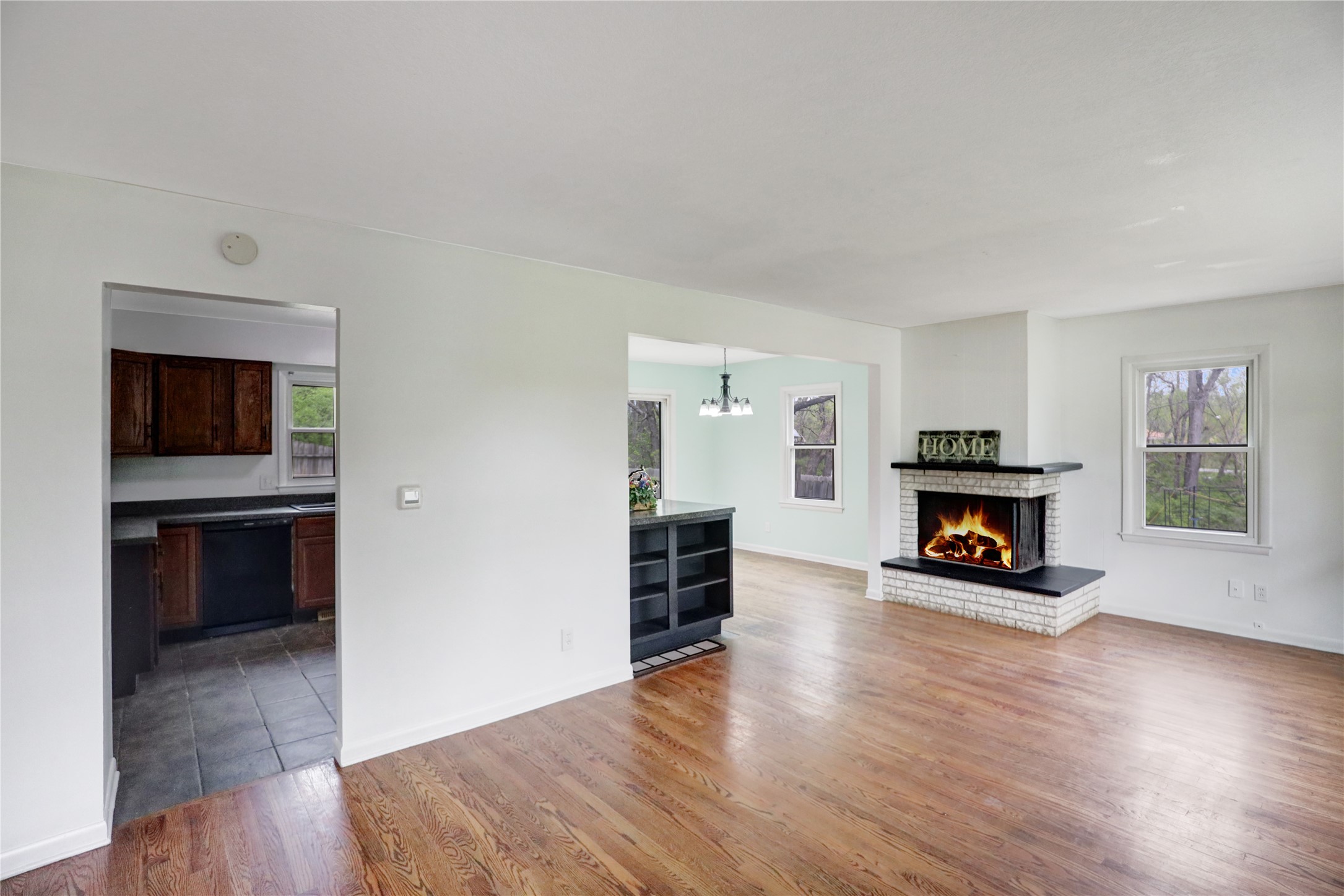 2517 Madison Avenue, Des Moines, Iowa image 3