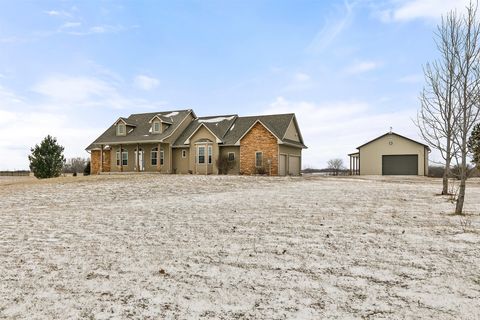 2360 SE 108th Street Runnells IA 50237