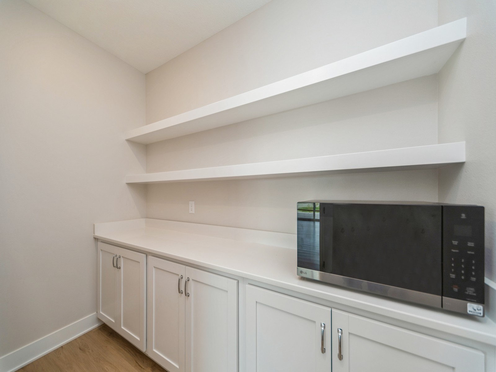 460 NW Gracewood Drive, Waukee, Iowa image 11