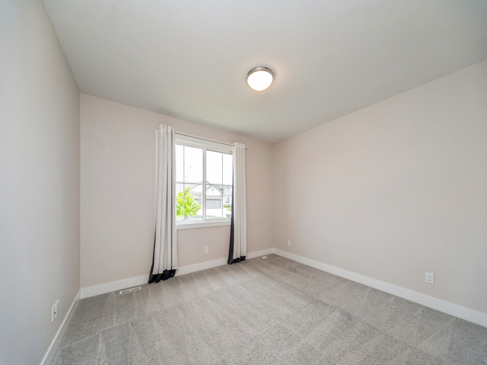460 NW Gracewood Drive, Waukee, Iowa image 19