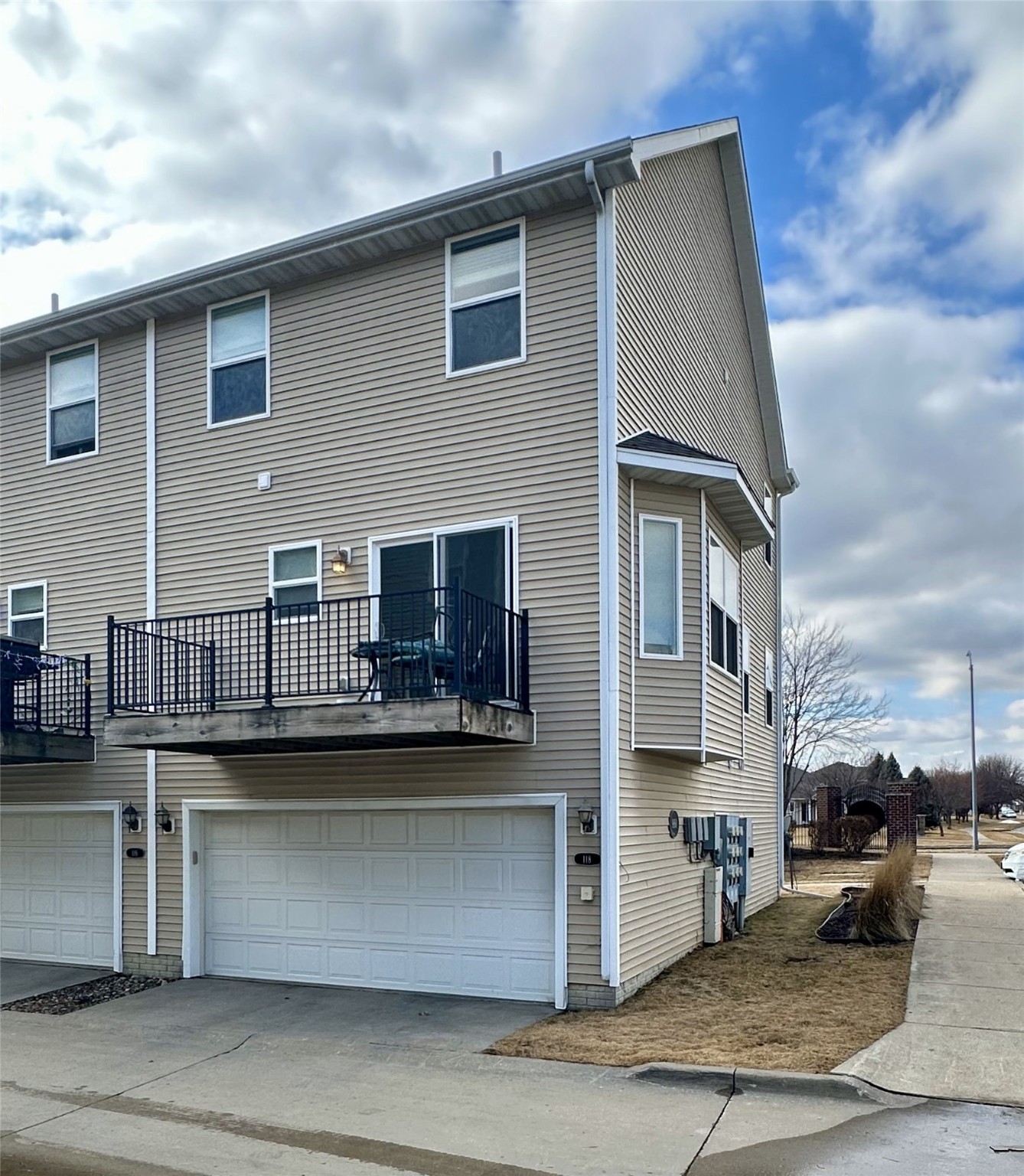 9160 Greenspire Drive #118, West Des Moines, Iowa image 2
