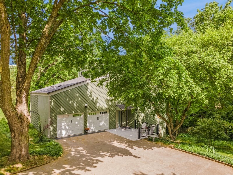 3919 Burr Oak Lane, Ames, Iowa image 1