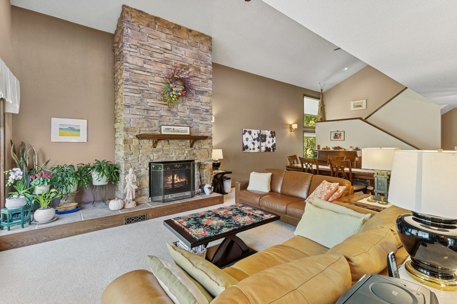 3919 Burr Oak Lane, Ames, Iowa image 9
