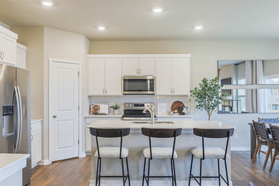 2609 Brook View Drive, Des Moines, Iowa image 9