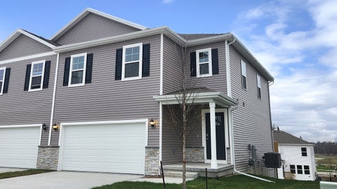 Multifamily For Sale - 4777 172nd Street<br/> Urbandale, IA 50323