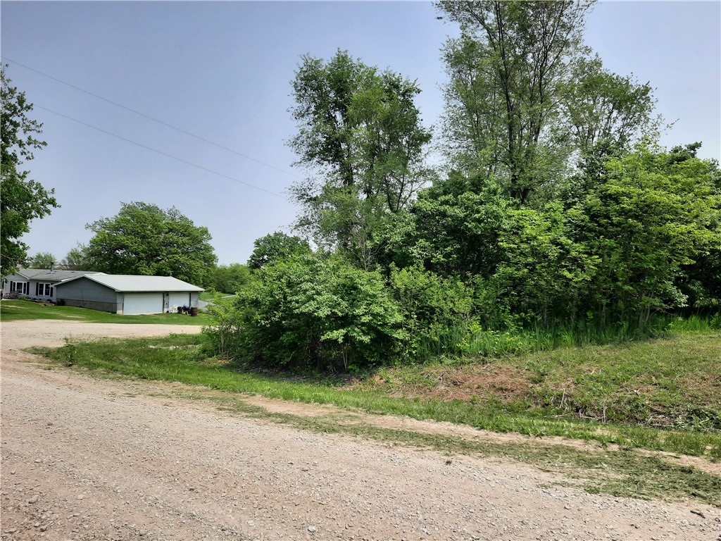 548 W 120th Street, Colfax, Iowa image 2