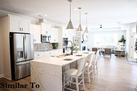1032 NW Creekside Drive Waukee IA 50263