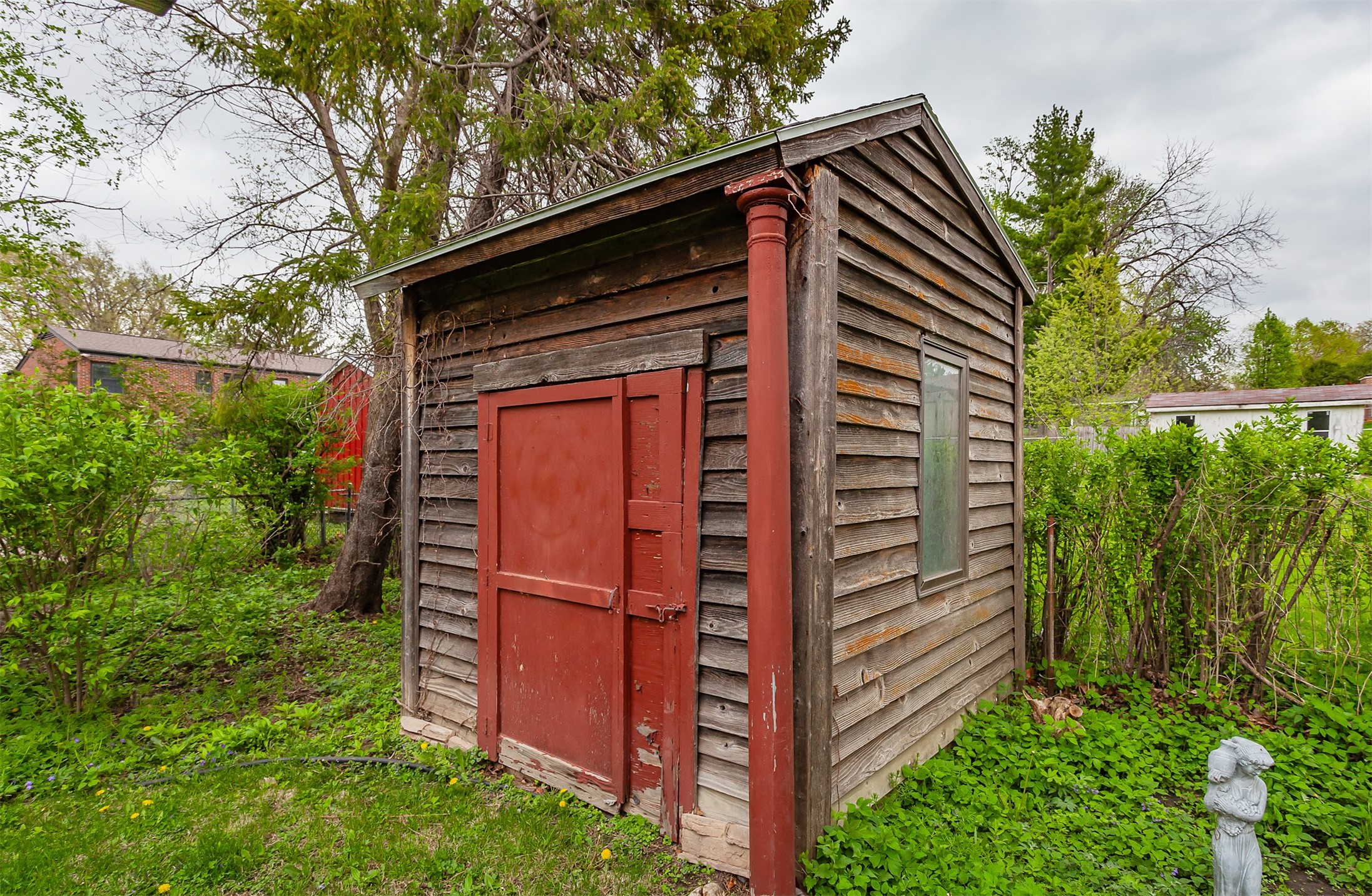 6915 Colby Avenue, Windsor Heights, Iowa image 30