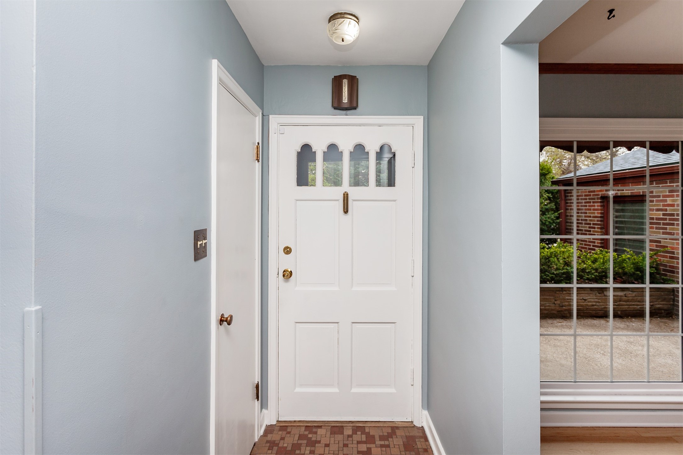 6915 Colby Avenue, Windsor Heights, Iowa image 3