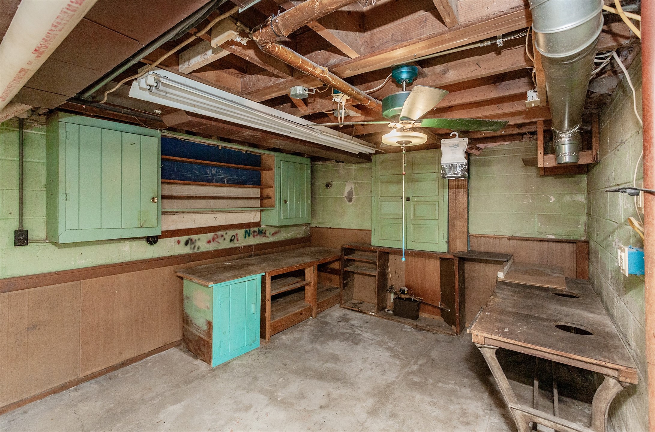 6915 Colby Avenue, Windsor Heights, Iowa image 21