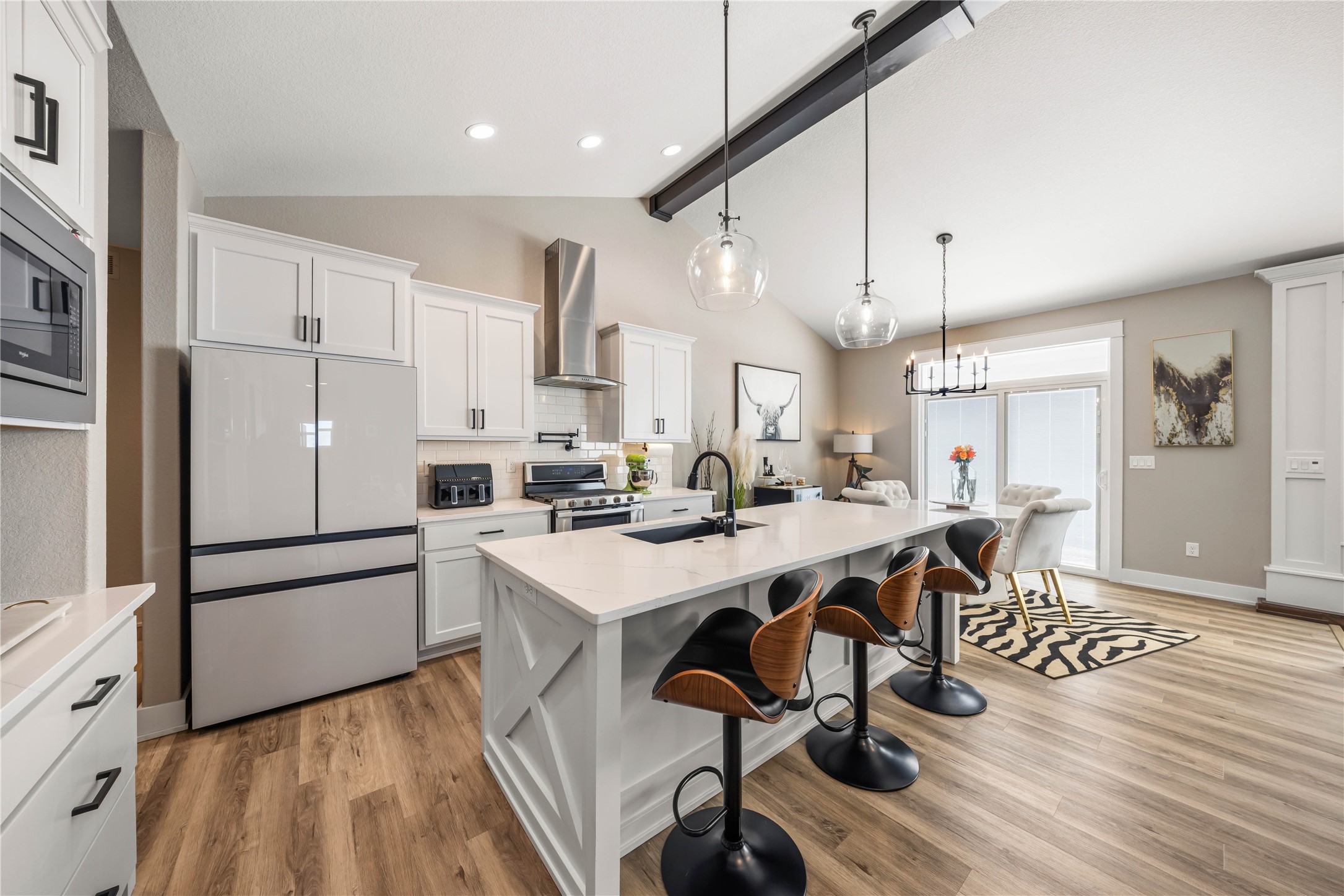 1108 NE Forest Ridge Court