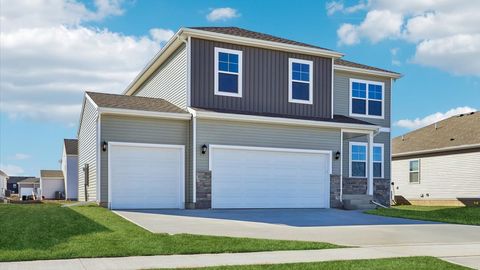 Homes For Sale - 10271 NW 68th Avenue<br/> Johnston, IA 50131