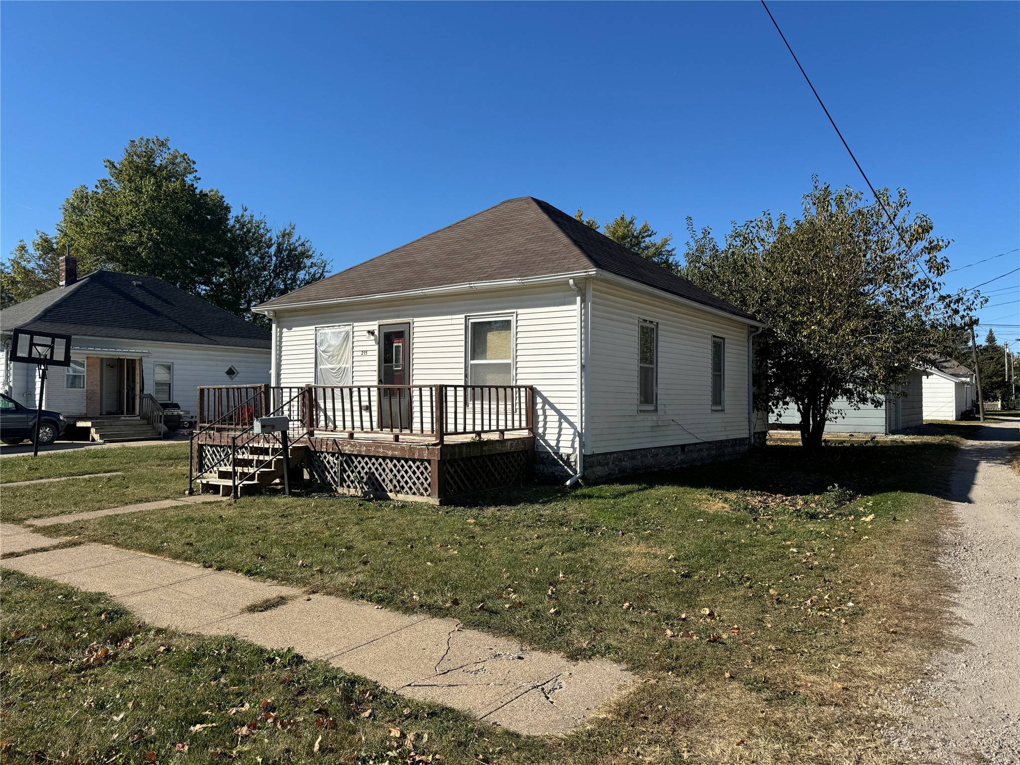 215 S 3rd Street, Albia, Iowa image 3