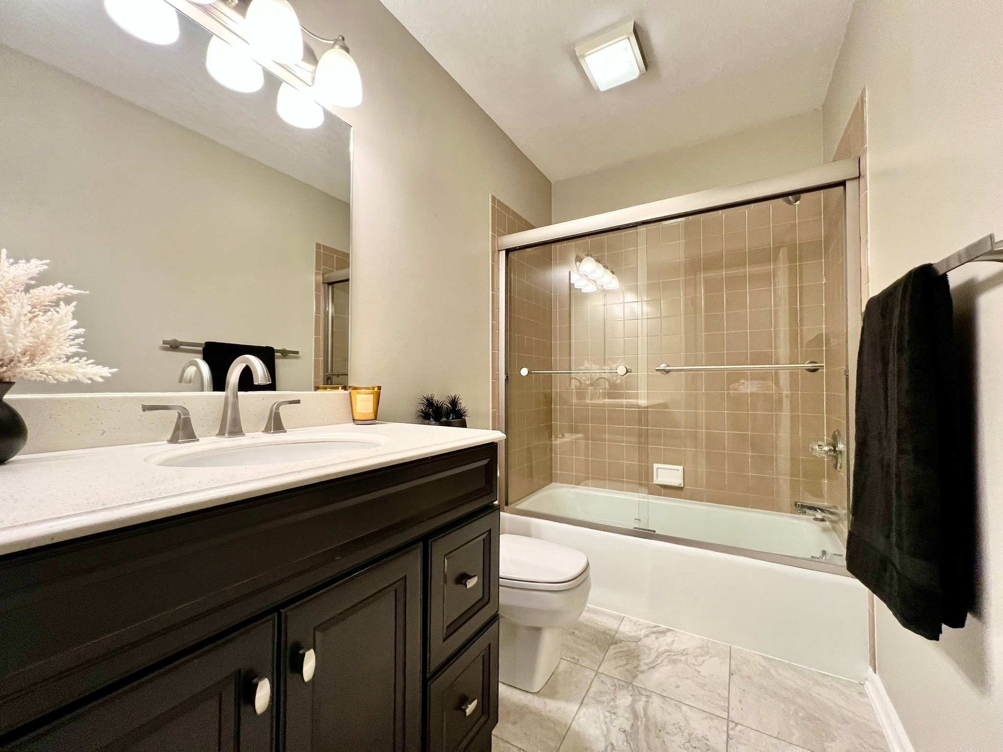 2501 Ridgewood Drive, West Des Moines, Iowa image 17