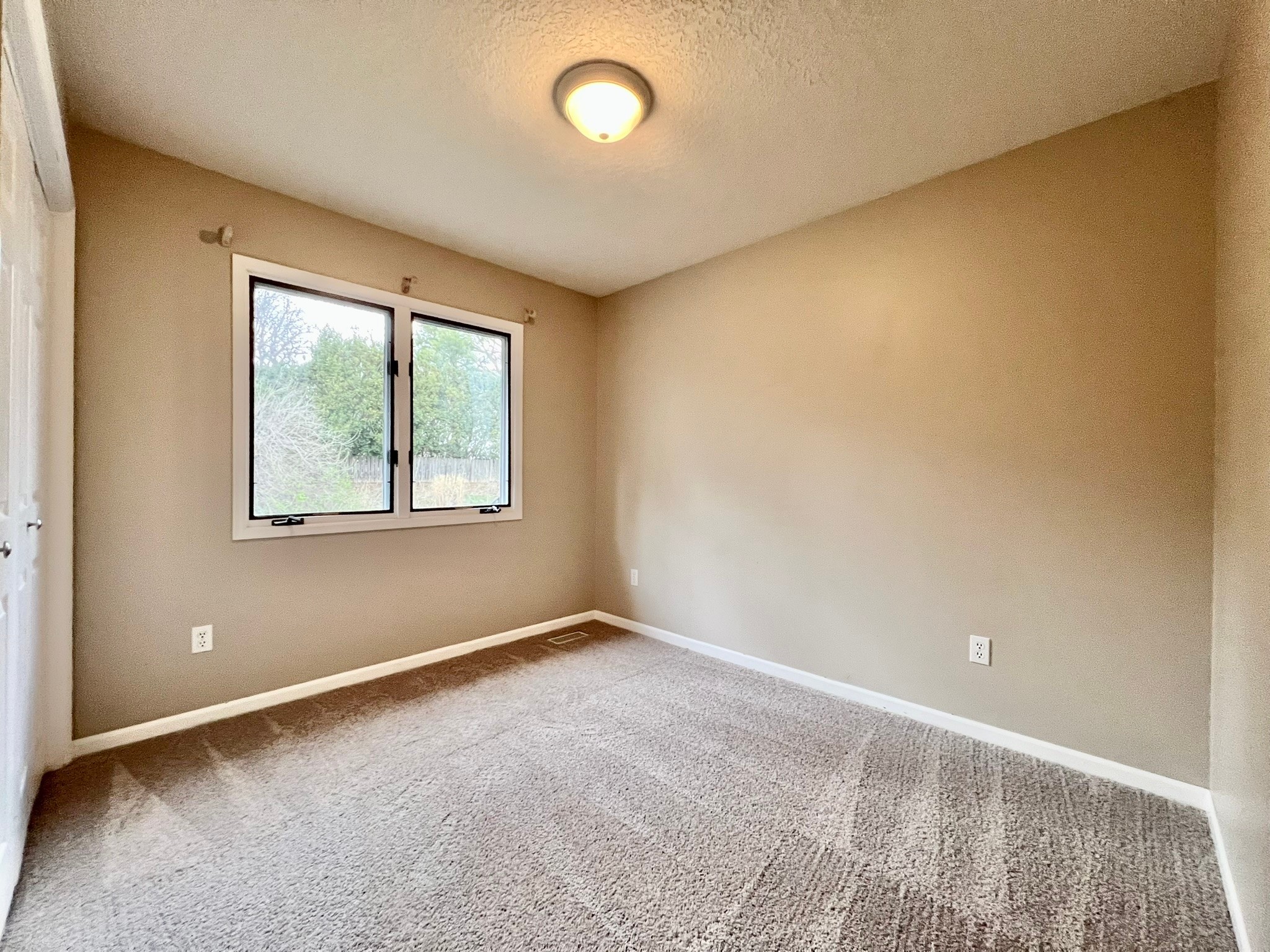 2501 Ridgewood Drive, West Des Moines, Iowa image 18