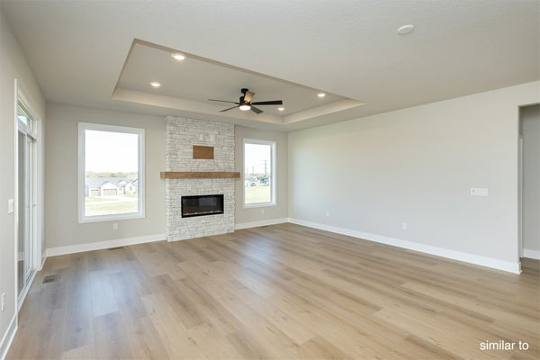 8212 MAHON CT, JOHNSTON, IA 50131 - Image edc1655b8ce124c772e4ebe039bb46e8/2808864920