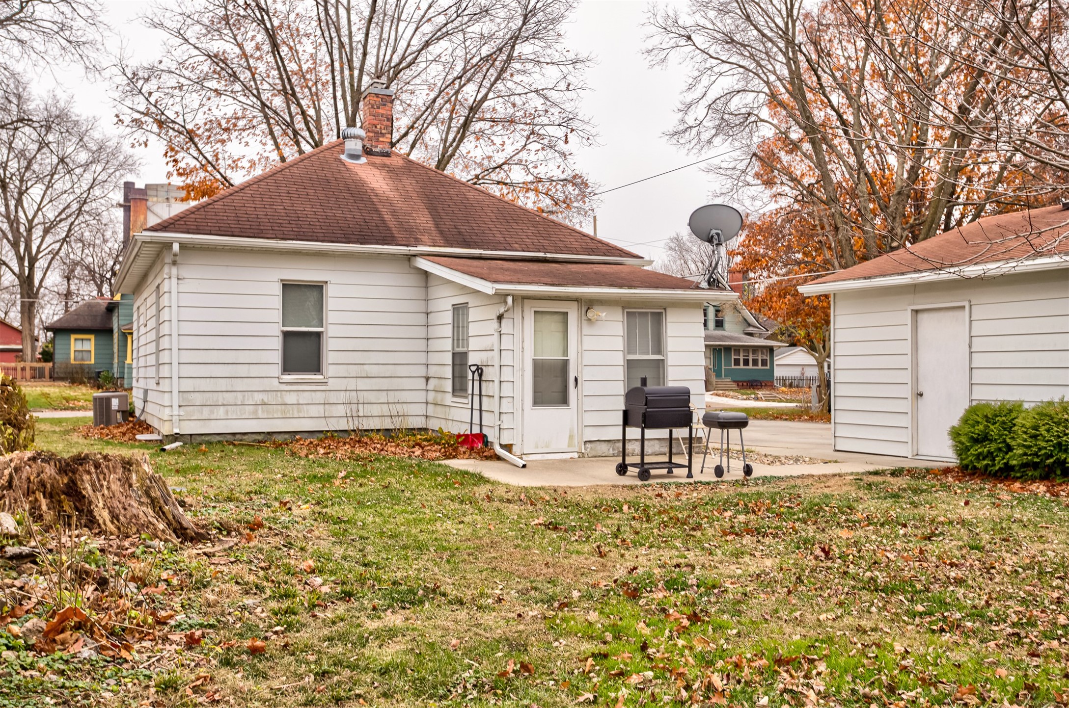 215 E 7th Street, Ames, Iowa image 10