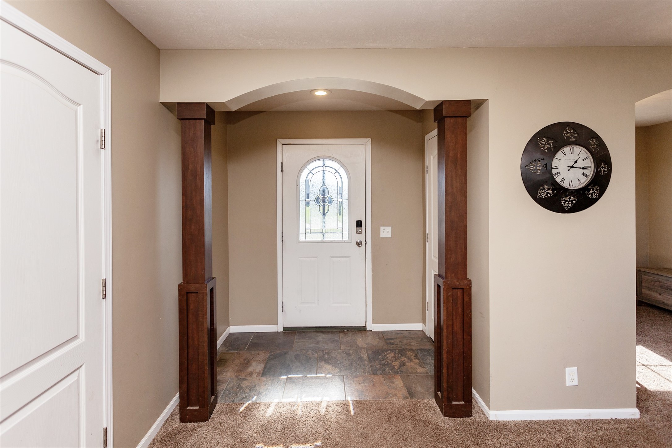 19075 Jewell Drive, Earlham, Iowa image 2
