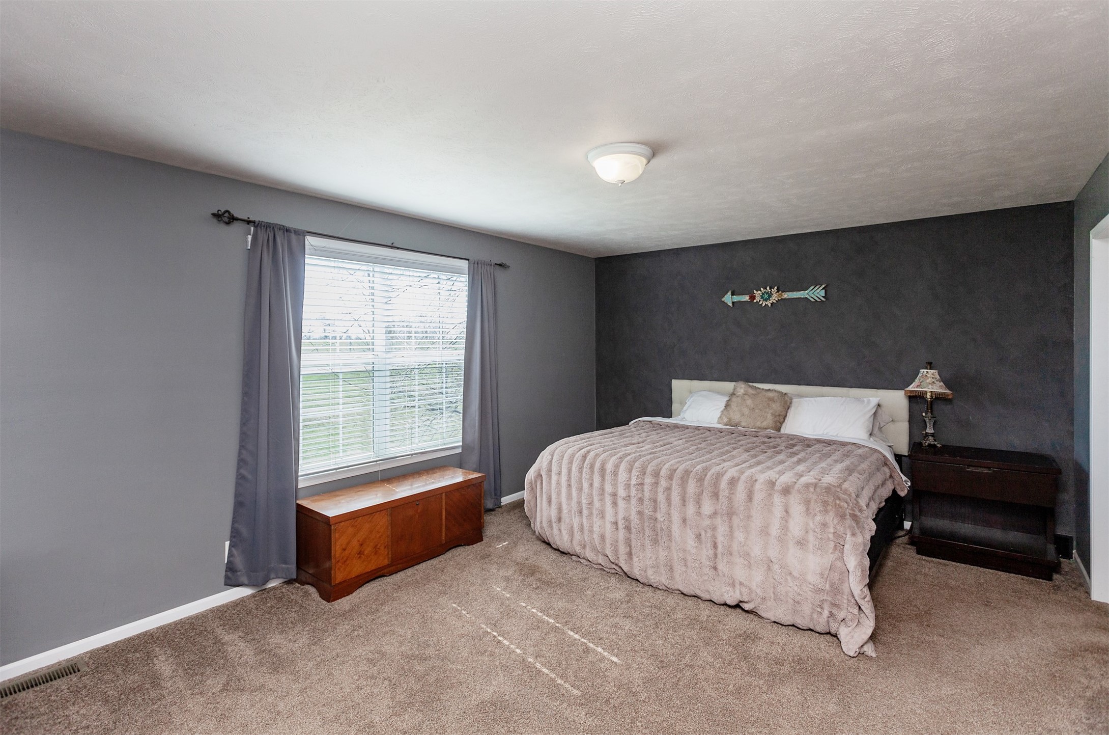 19075 Jewell Drive, Earlham, Iowa image 8