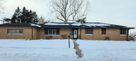 Homes For Sale - 814 E First Street<br/> Madrid, IA 50156