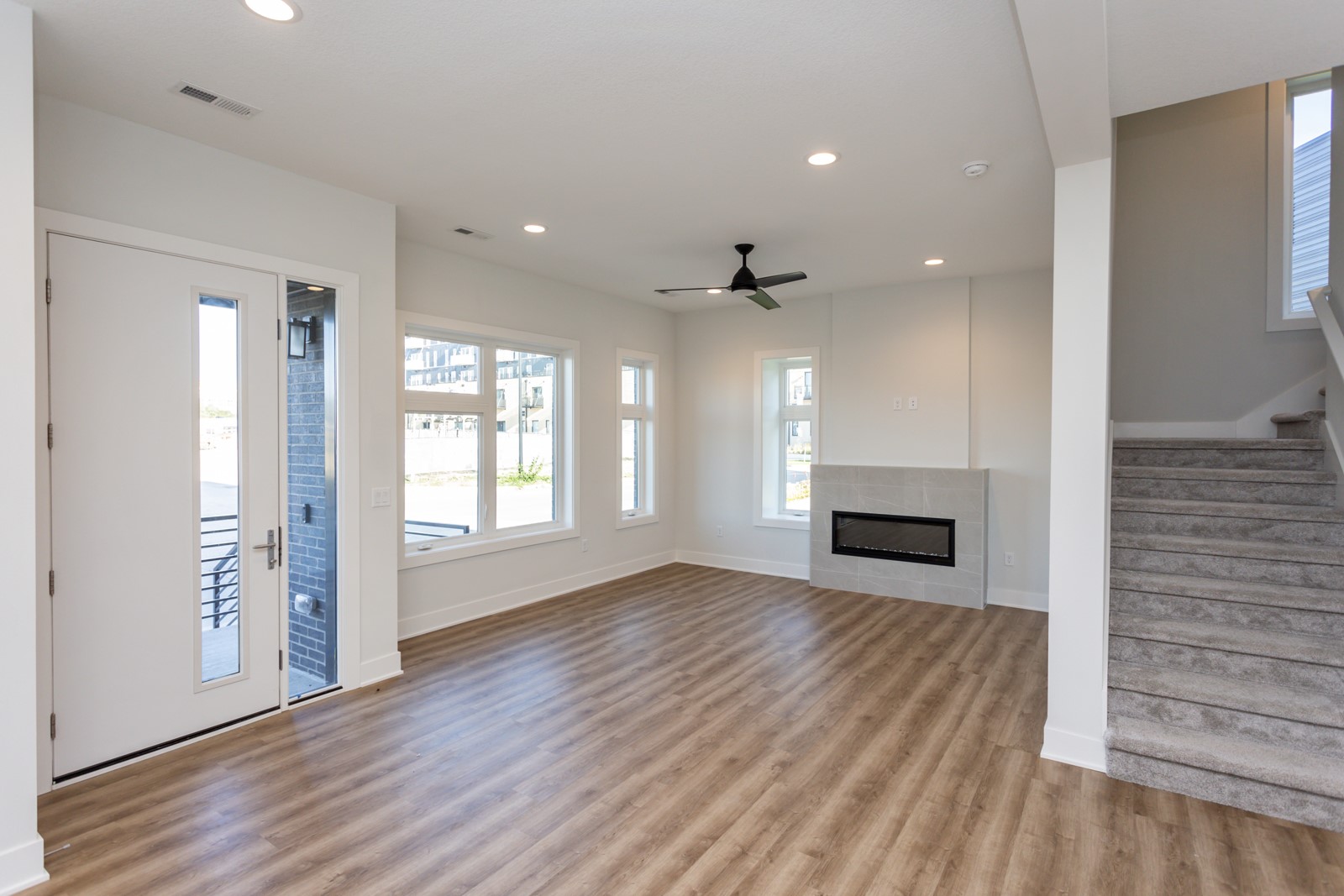 859 E 2nd Street, Des Moines, Iowa image 6