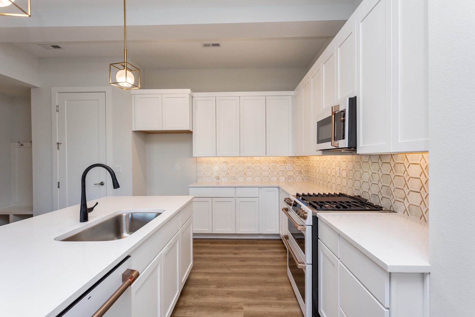 859 E 2nd Street, Des Moines, Iowa image 11