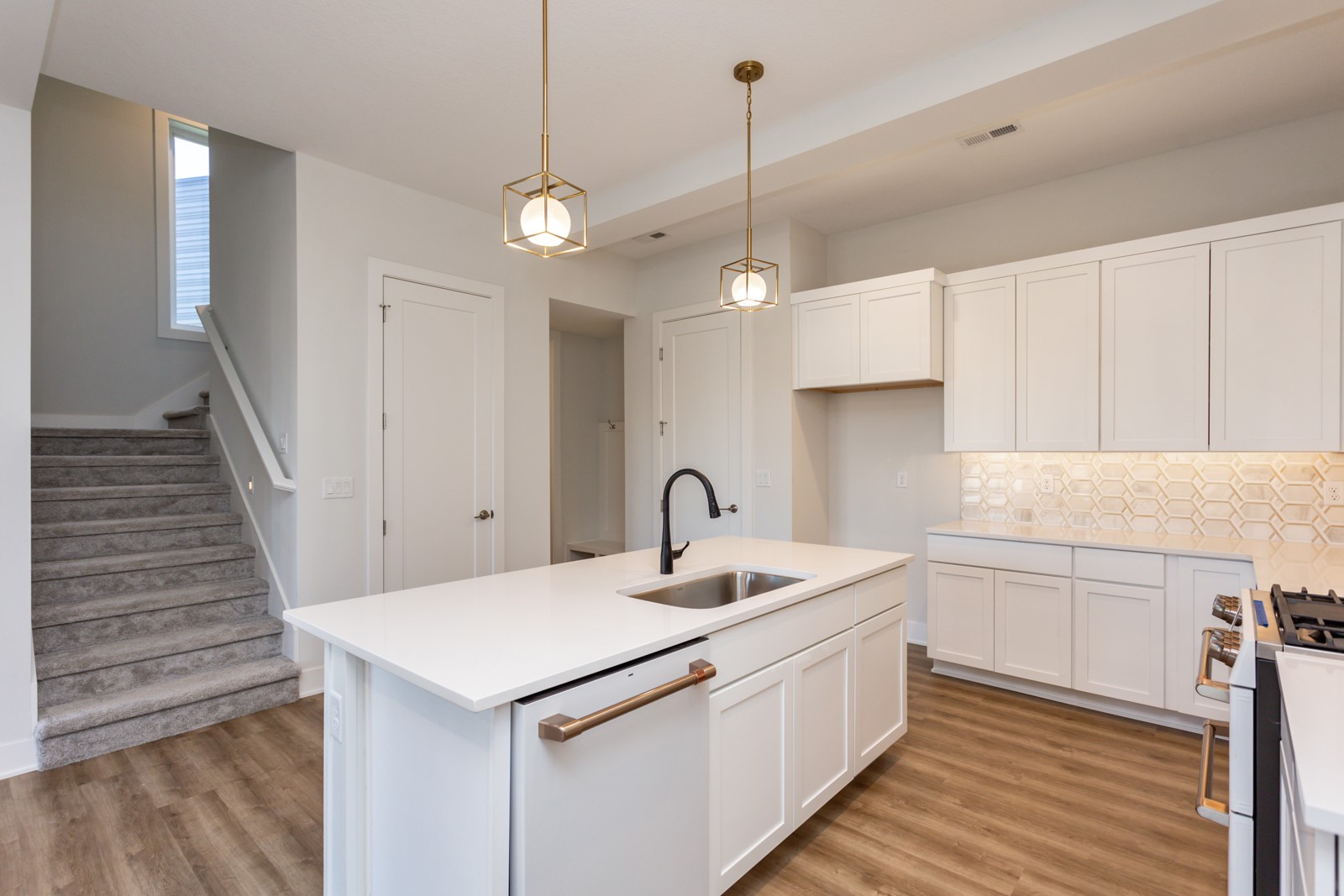 859 E 2nd Street, Des Moines, Iowa image 12
