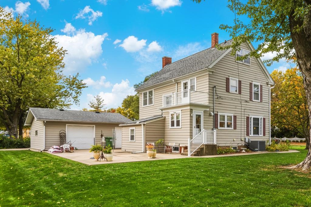 704 E Washington Street