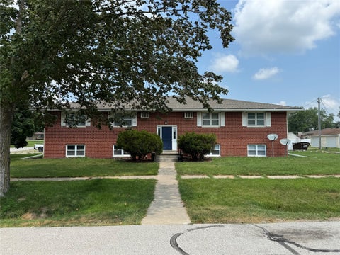 Homes For Sale - 210 W 8th Street<br/> Woodward, IA 50276