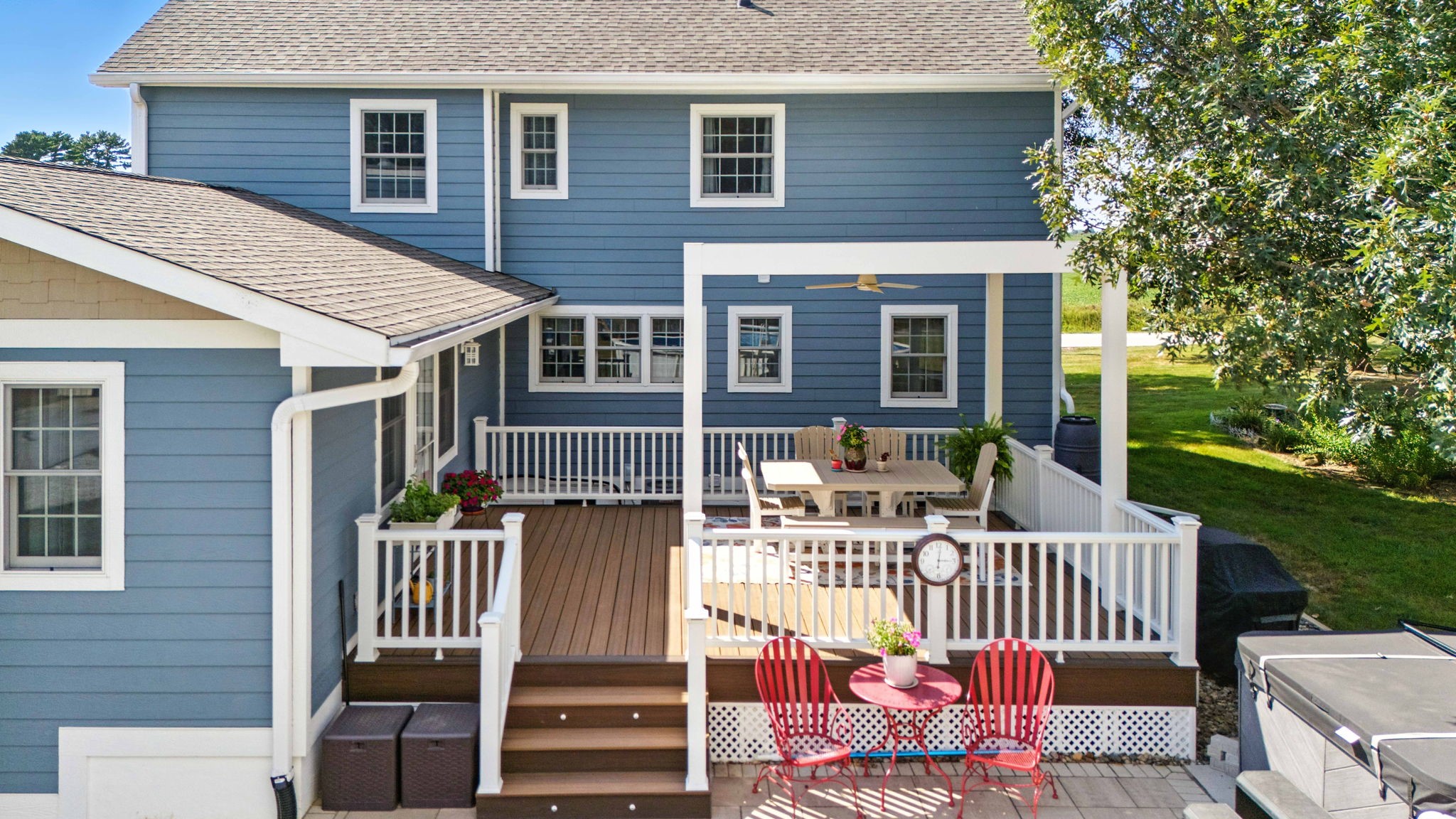 6121 SE 104th Street