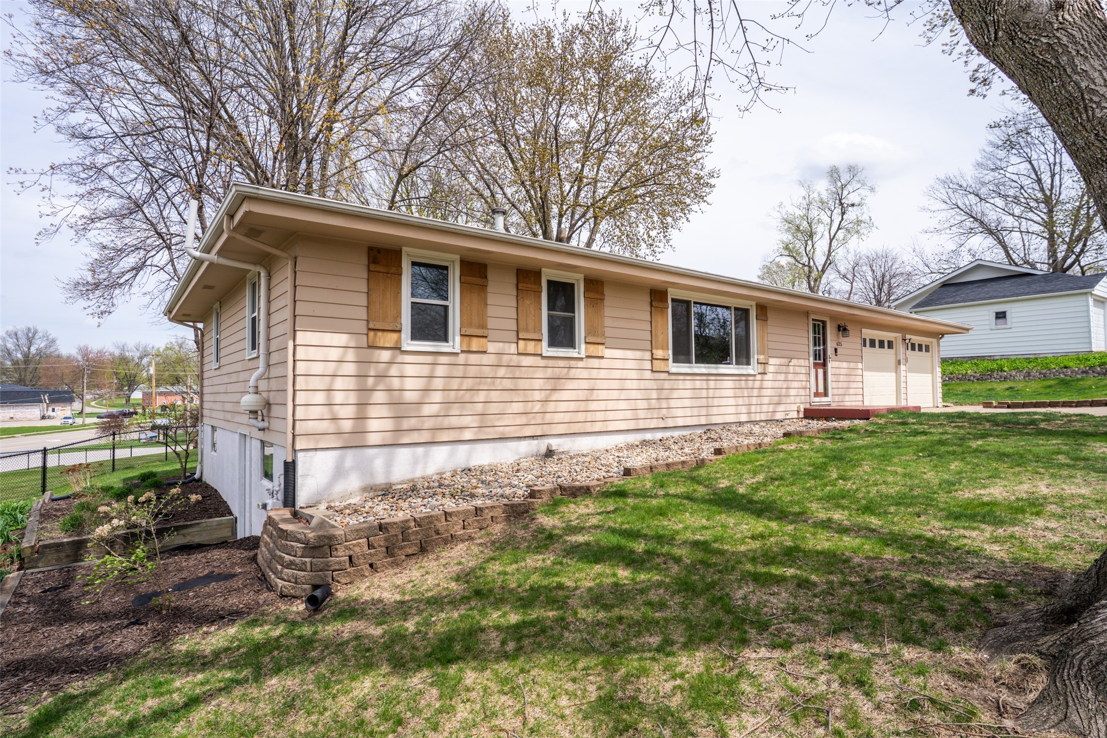 625 Mafred Drive, Norwalk, Iowa image 3