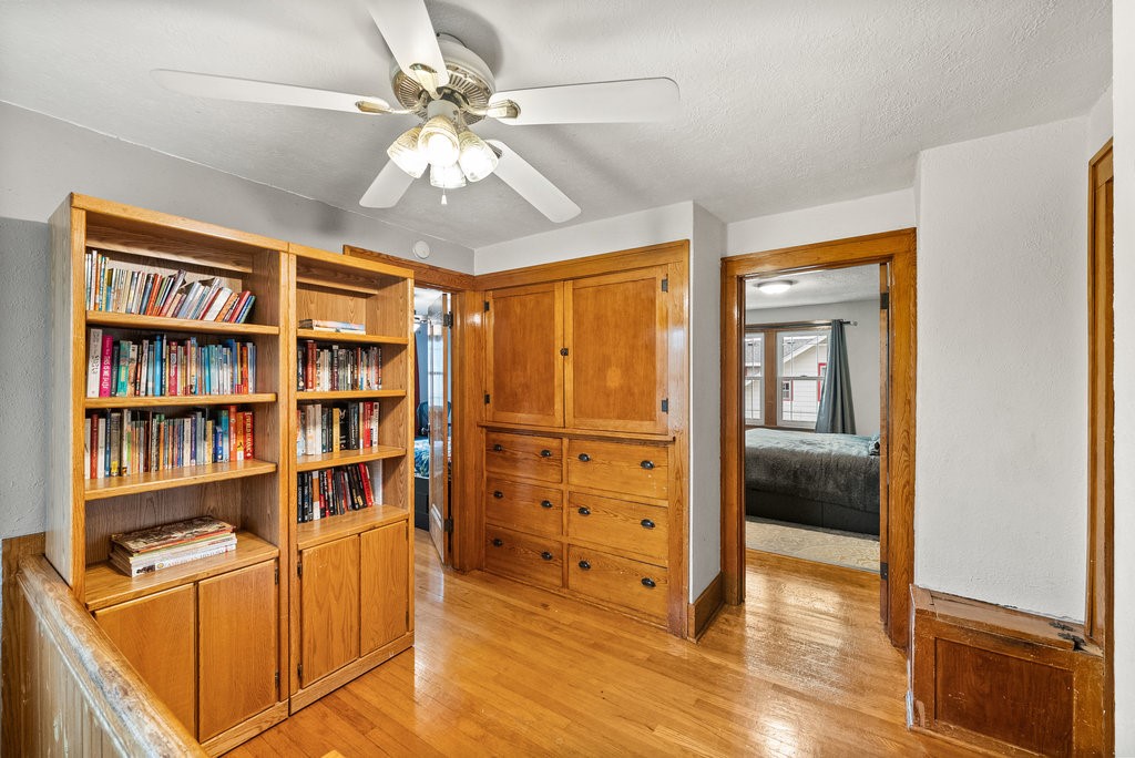 4714 Douglas Avenue, Des Moines, Iowa image 17