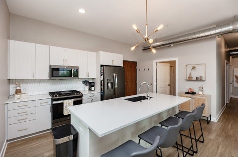 Condo For Sale - 400 SW 7th Street #301<br/> Des Moines, IA 50309