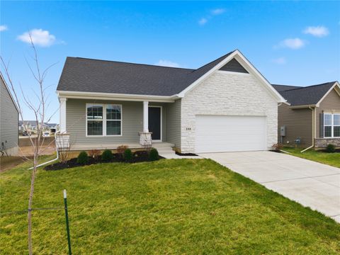Homes For Sale - 140 NW Rolling Circle<br/> Waukee, IA 50263