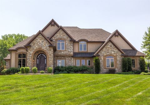 3806 Bluestem Road Norwalk IA 50211